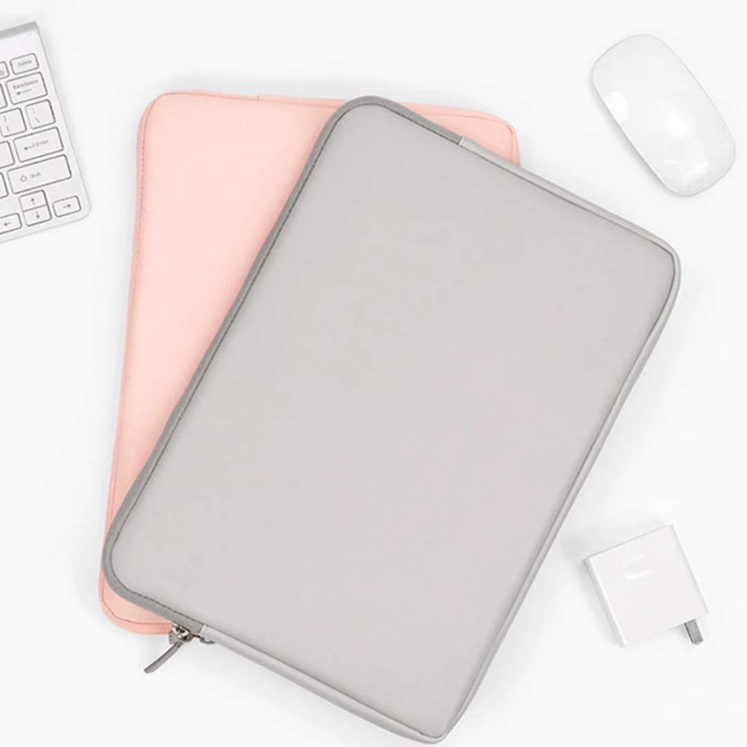 Custodia per Laptop Impermeabile e Ammortizzante PlushTech