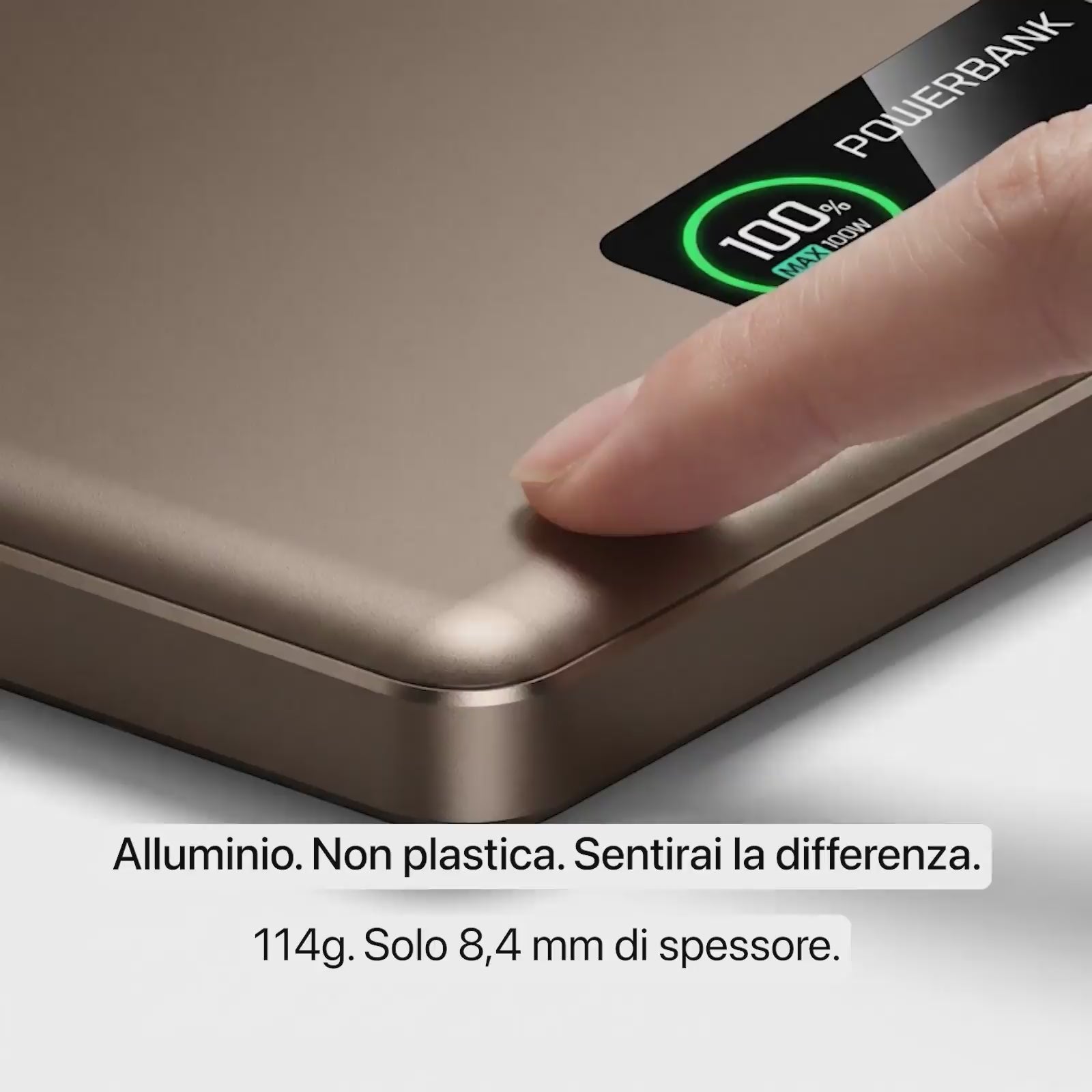 Power Bank Q2 Ultra Sottile da 22,5 W con Display